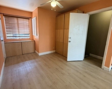 14239 Sherman Way - Photo Thumbnail 4