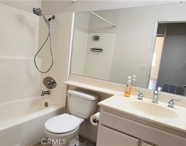 3219 W Avenue J4 - Photo Thumbnail 19