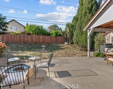 3000 Fairbanks Avenue - Photo Thumbnail 9