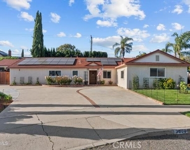 3000 Fairbanks Avenue - Photo Thumbnail 8