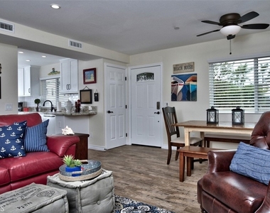 1509 E Balboa Boulevard - Photo Thumbnail 13