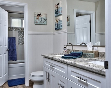1509 E Balboa Boulevard - Photo Thumbnail 20