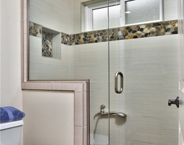 1509 E Balboa Boulevard - Photo Thumbnail 16