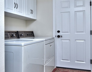 1509 E Balboa Boulevard - Photo Thumbnail 22