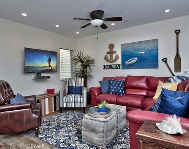 1509 E Balboa Boulevard - Photo Thumbnail 10