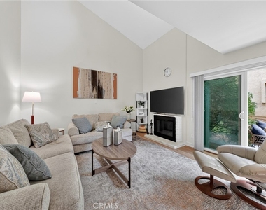 4842 Carmonita - Photo Thumbnail 13