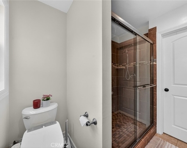 4842 Carmonita - Photo Thumbnail 25