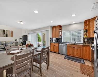 4842 Carmonita - Photo Thumbnail 6