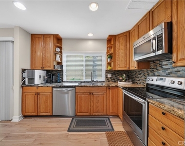 4842 Carmonita - Photo Thumbnail 7