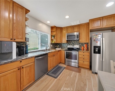 4842 Carmonita - Photo Thumbnail 9