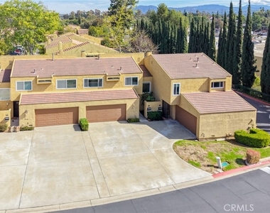 4842 Carmonita - Photo Thumbnail 1