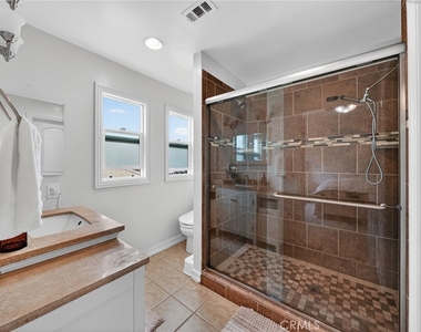 4842 Carmonita - Photo Thumbnail 24