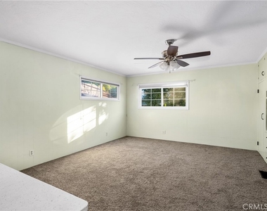 243 N Grand Street - Photo Thumbnail 15