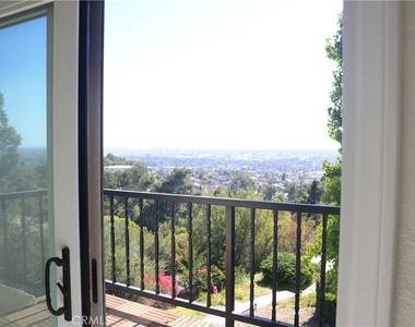 4310 E Terra Vista - Photo Thumbnail 17