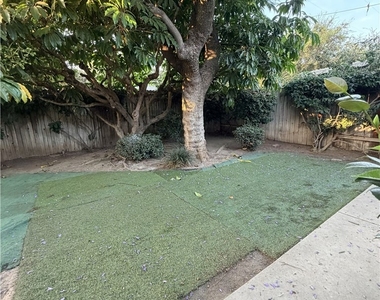 701 E 21st Street - Photo Thumbnail 15