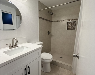 701 E 21st Street - Photo Thumbnail 11