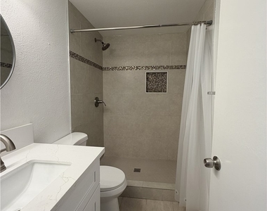 701 E 21st Street - Photo Thumbnail 9