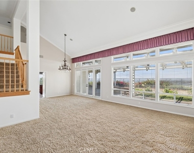 2504 N Courtland Street N - Photo Thumbnail 7