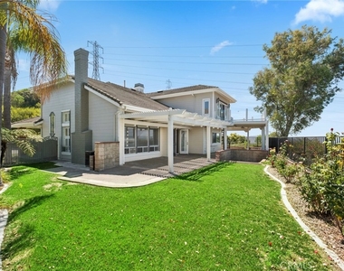 2504 N Courtland Street N - Photo Thumbnail 23