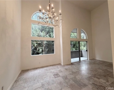 3284 Barham - Photo Thumbnail 57