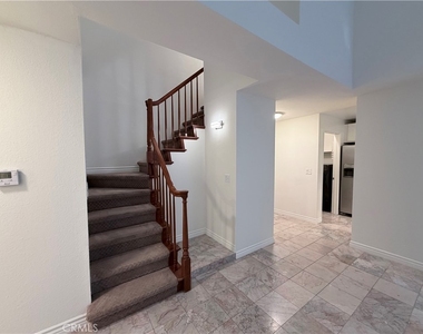 3284 Barham - Photo Thumbnail 38
