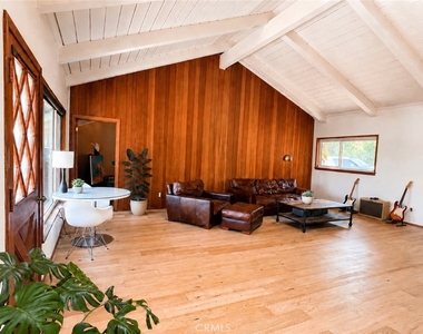 16 Cinnamon Lane - Photo Thumbnail 3