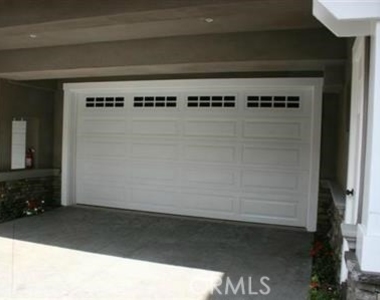 2109 Grant Avenue - Photo Thumbnail 4