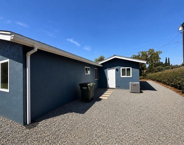 3113 Pine Ln - Photo Thumbnail 11