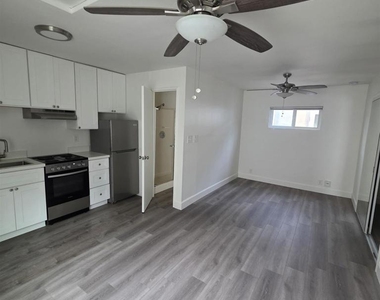 5928 Estelle Street - Photo Thumbnail 7