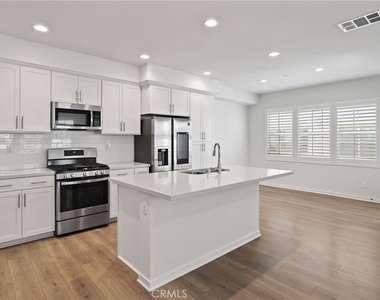 308 Limestone - Photo Thumbnail 6