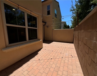 180 Outwest - Photo Thumbnail 5