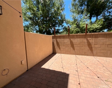 180 Outwest - Photo Thumbnail 6