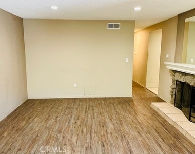 15641 Tustin Village Way - Photo Thumbnail 13
