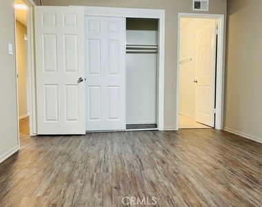 15641 Tustin Village Way - Photo Thumbnail 27