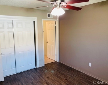 15641 Tustin Village Way - Photo Thumbnail 17
