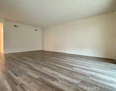 16531 Alliance Avenue - Photo Thumbnail 11