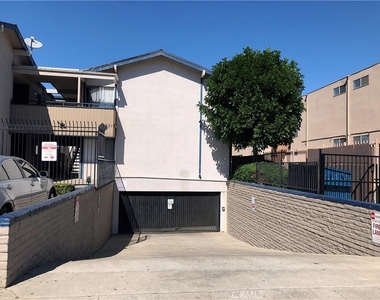 16531 Alliance Avenue - Photo Thumbnail 5