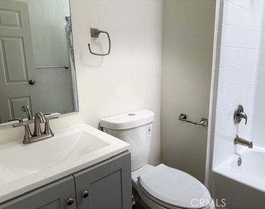 79700 Avenue 42 - Photo Thumbnail 14