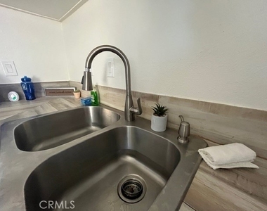 45421 Sunset Lane - Photo Thumbnail 15
