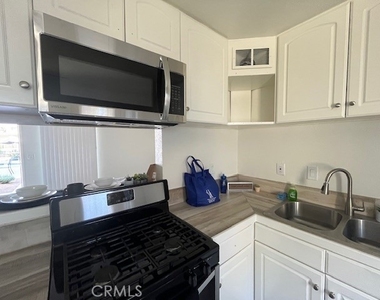 45421 Sunset Lane - Photo Thumbnail 14