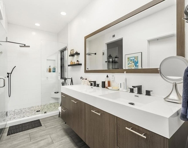 530 San Andres Drive - Photo Thumbnail 17