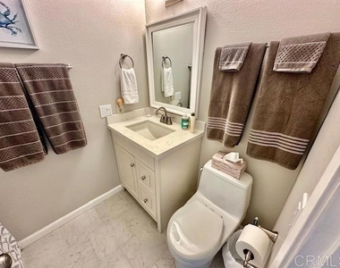 471 Bay Meadows Way - Photo Thumbnail 16