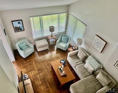 471 Bay Meadows Way - Photo Thumbnail 10
