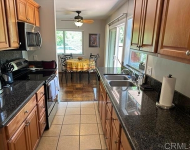 471 Bay Meadows Way - Photo Thumbnail 9