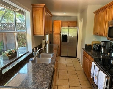 471 Bay Meadows Way - Photo Thumbnail 8