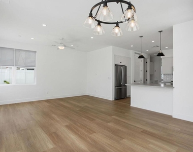 1216 Stonemark Place - Photo Thumbnail 3