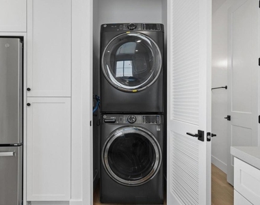 1216 Stonemark Place - Photo Thumbnail 2