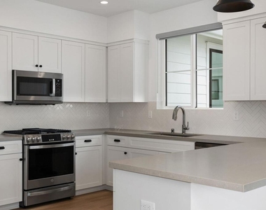 1216 Stonemark Place - Photo Thumbnail 4