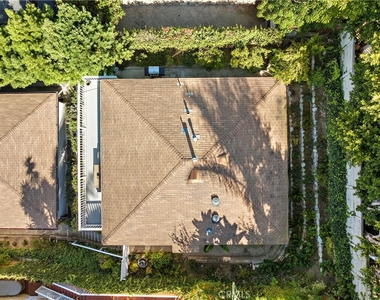 637 Saint Anns Drive - Photo Thumbnail 30