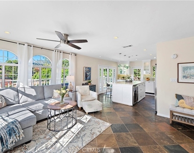 637 Saint Anns Drive - Photo Thumbnail 2
